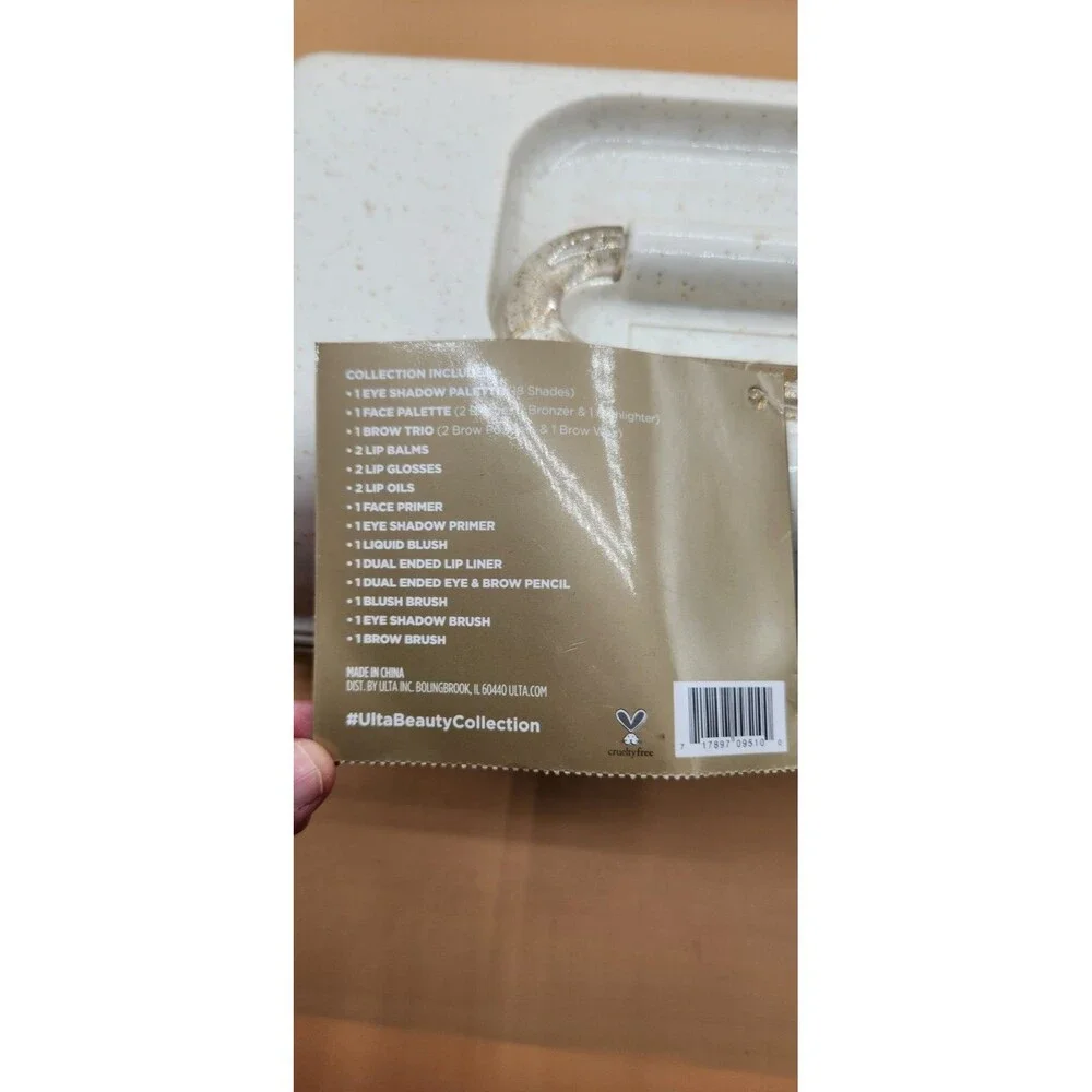 Ulta Beauty Caboodle Edition Cream and Gold Glitter with new makeup